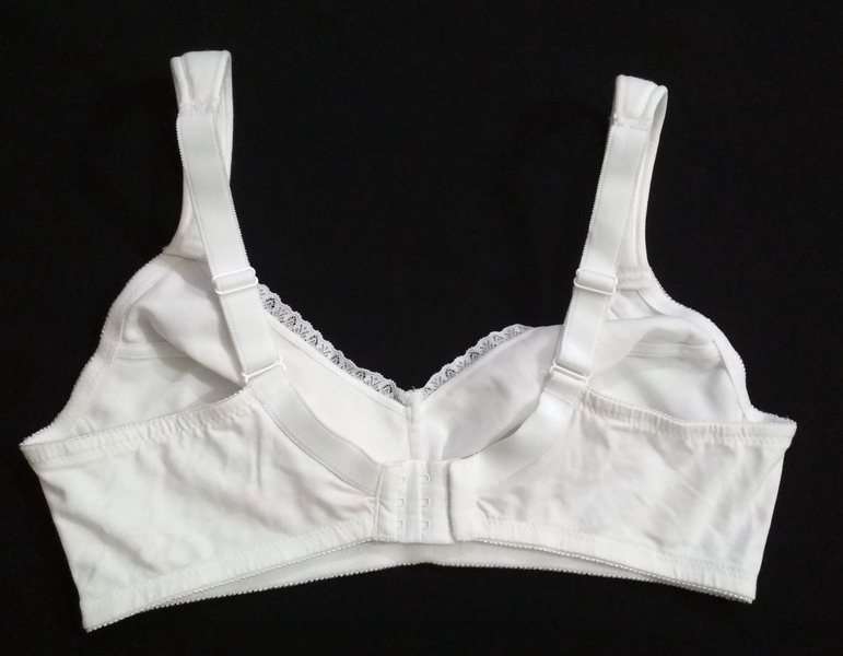 Bio Cotton White Bra - : The Ultimate Destination for Women's  Undergarments & Leading Women's Clothing Brand in Bangladesh Online  Shopping With Home Delivery